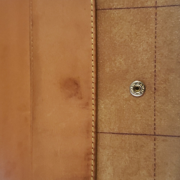 ❣️Alviero Martini Wallet❣️ - Picture 14 of 16